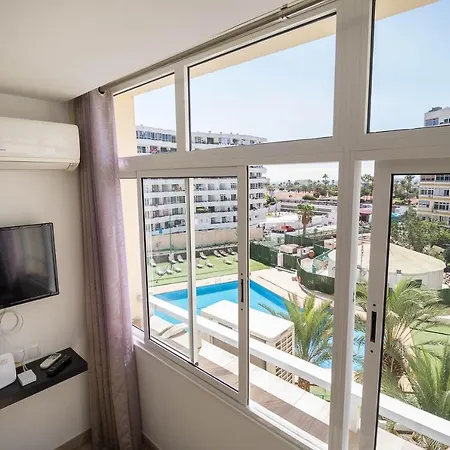 Appartamento Isadora: Vista Piscina *