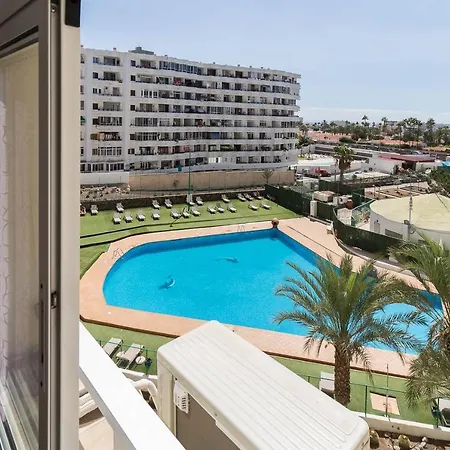 Isadora: Vista Piscina Apartment Playa del Ingles (Gran Canaria)